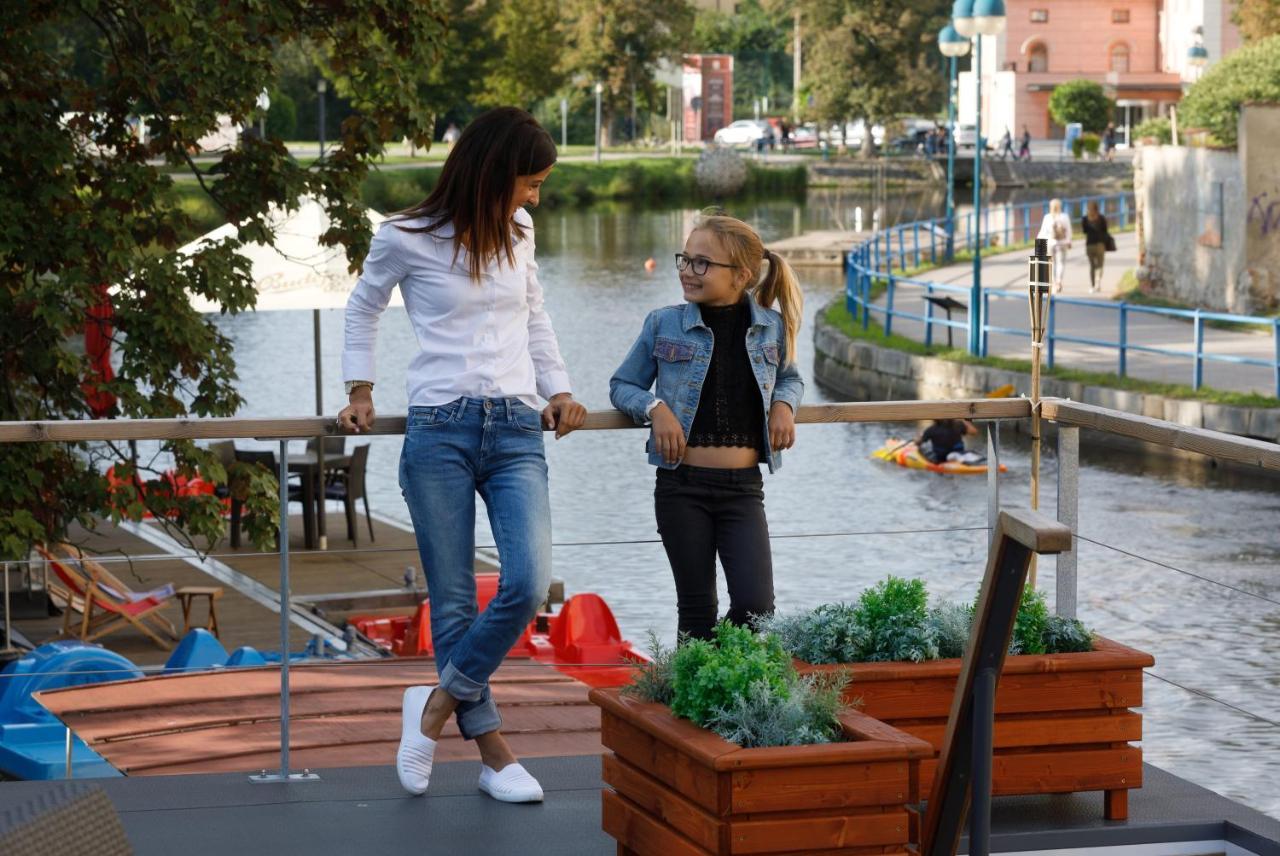 Rezidence Malše - Unikátní apartmány na vodě Ceske Budejovice Esterno foto